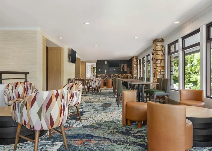 Hilton Garden Inn Monterey