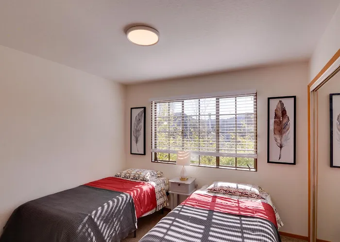 Breezy & Central Monterey Apt With Bay View!